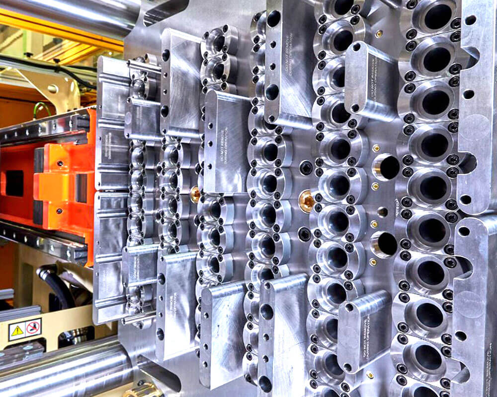 bottle-cap-injection-molding-processes