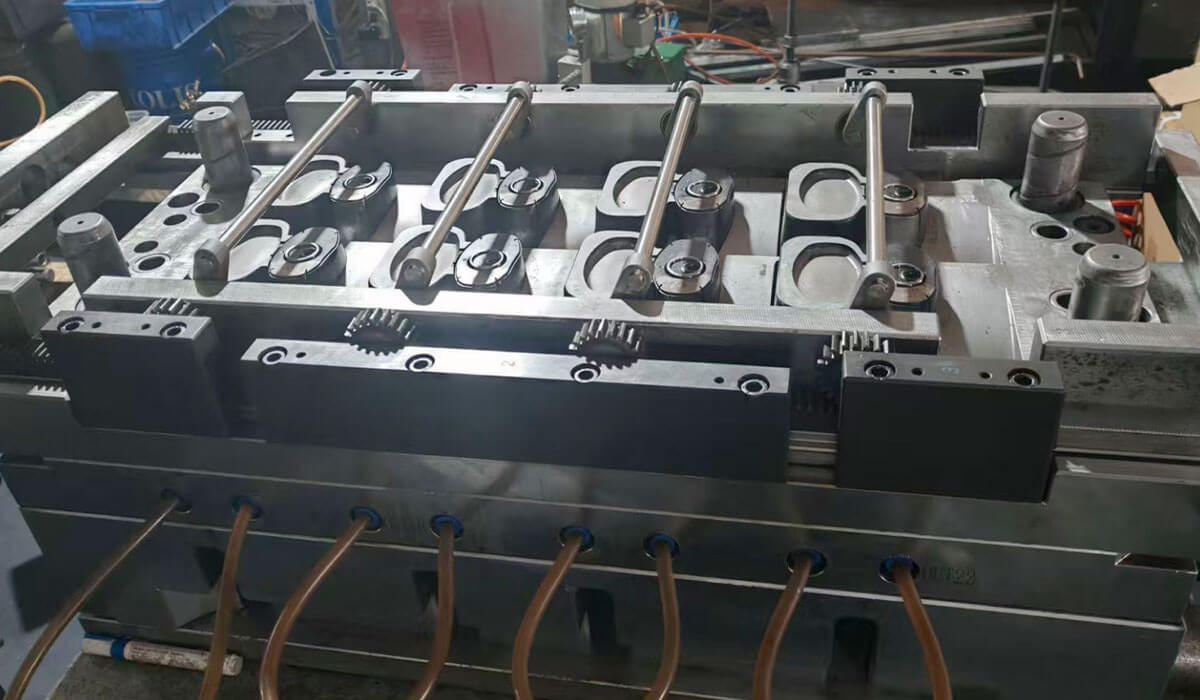 common-maintenance-related-cap-mold-issues